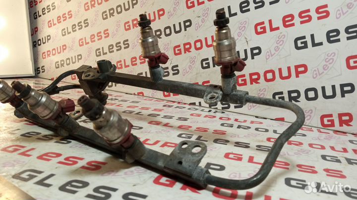 Топливная рейка J5 с форсунками б/у