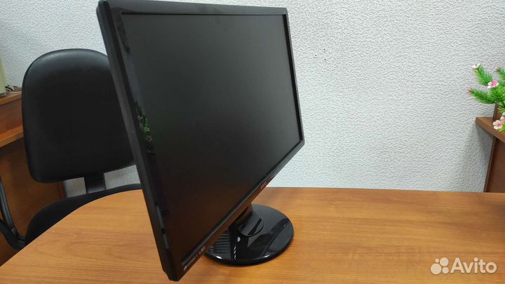 Монитор Benq 24