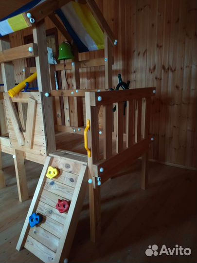 Детская кровать чердак с игровым комплексом