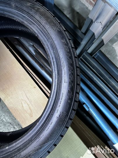 Triangle Snowlink TWT02 245/45 R19