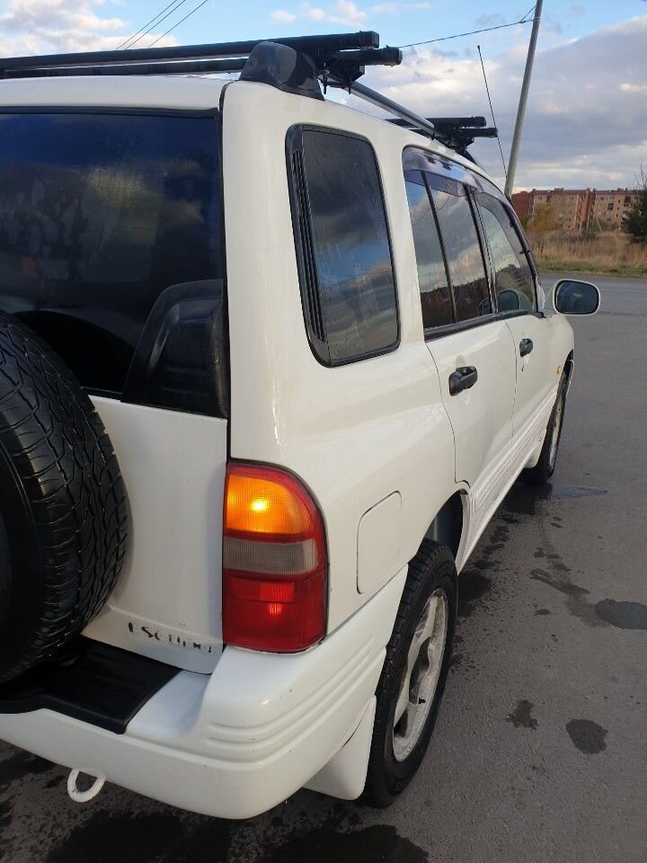 Suzuki Escudo: фото владельца