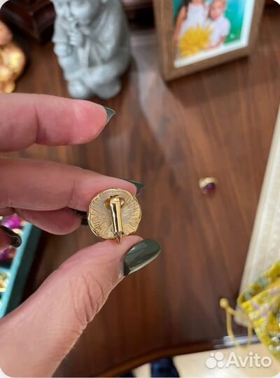 Винтаж в отличном состоянии.Зелёные клип.проданы