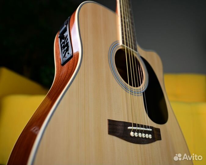 Гитара Электроакустическая