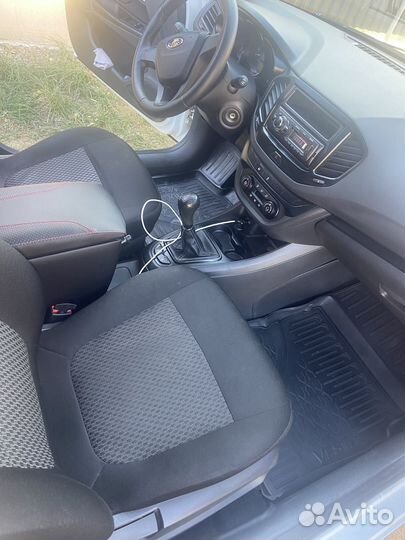 LADA Vesta 1.6 МТ, 2017, 115 000 км