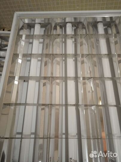 Светильник потолочный