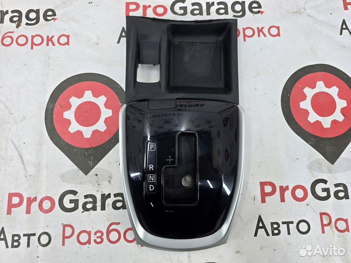 Накладка центральной консоли Nissan Qashqai J11