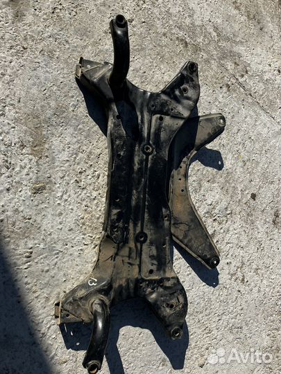 Подрамник передний Mitsubishi Lancer 10