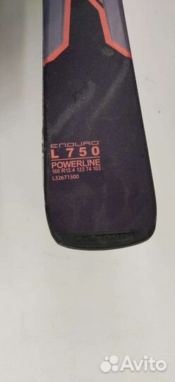 Горные лыжи и ботинки