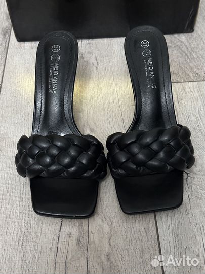 Сабо на шпильке