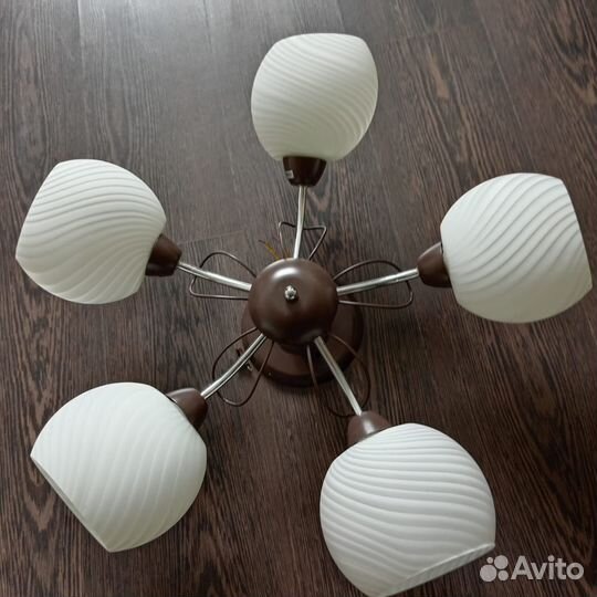 Люстра потолочная