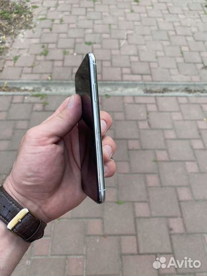 iPhone X, 128 ГБ