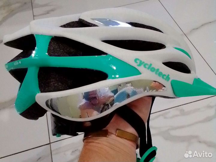 Велошлем взрослый