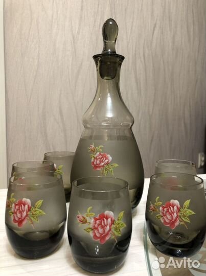 Графин со стопками под наливочку