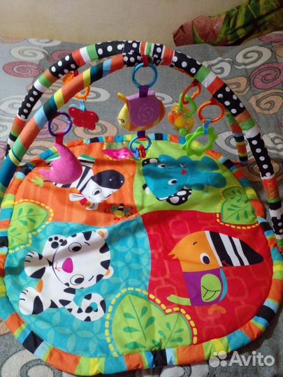 Развивающий коврик