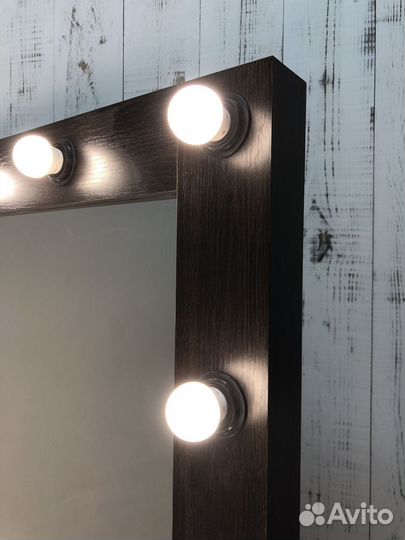 Зеркало с подсветкой