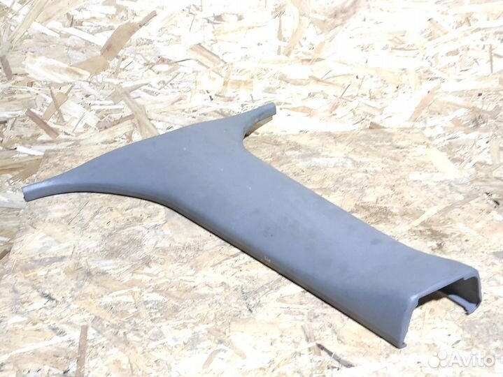 Обшивка стойки левая Subaru Forester S11