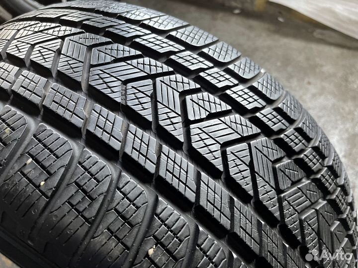 Pirelli Scorpion Winter 275/40 R20 106V