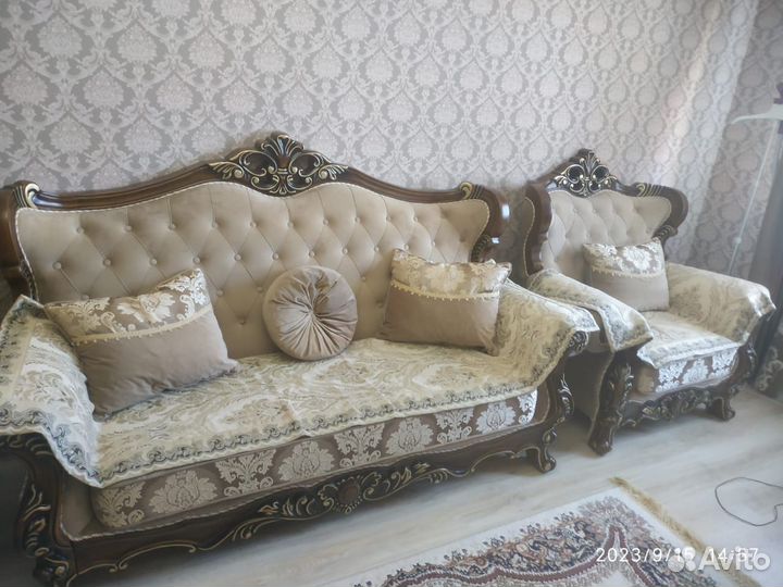 Продам диваван и кресла