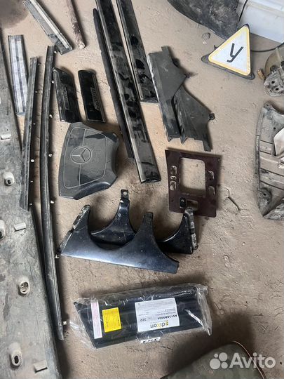 Пластик mercedes w210