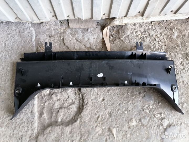 Обшивка багажника Mercedes-Benz CLS-Класс