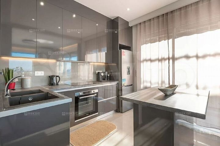 1-к. квартира, 43 м², 21/25 эт.