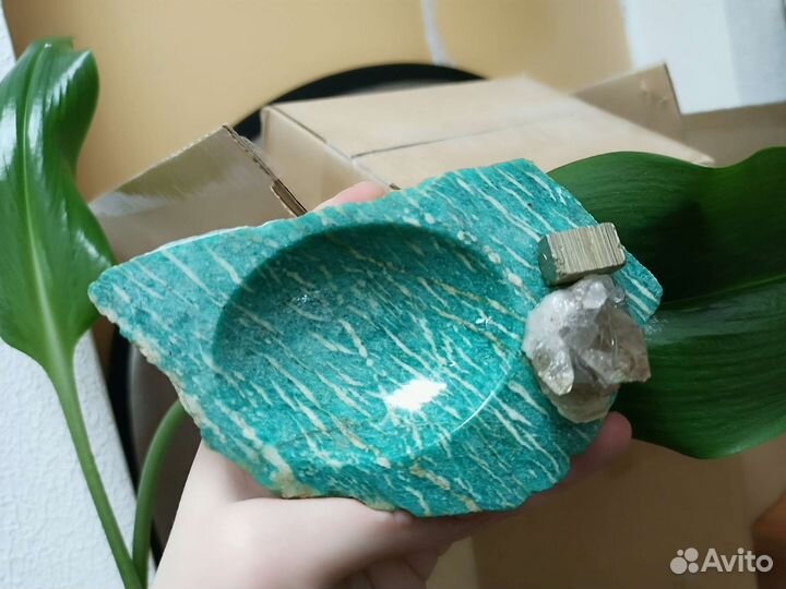 Пепельница. Натуральный амазонит