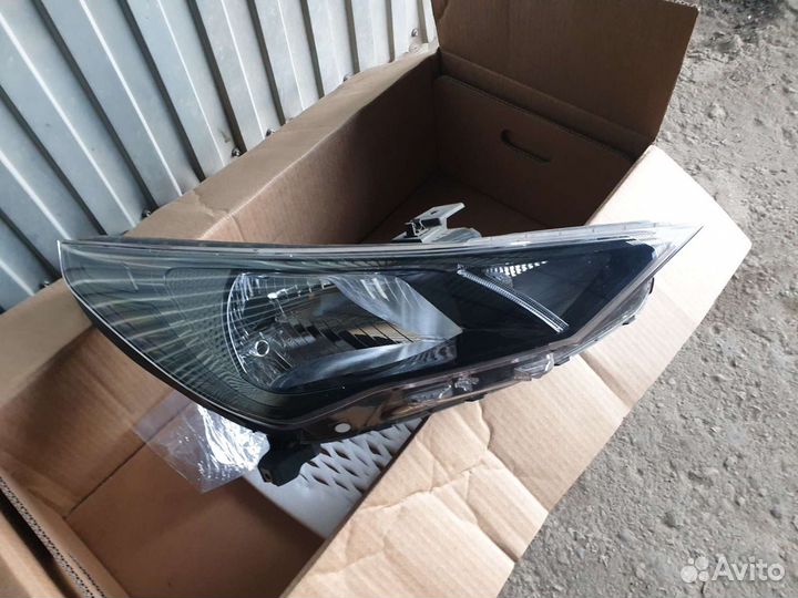 Hyundai solaris 2020 фара правая