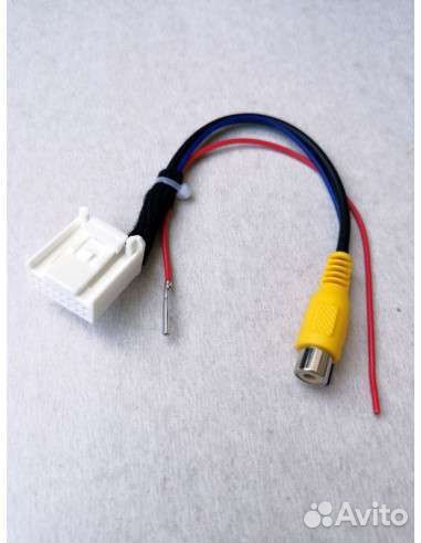 Разъем 24 pin на камеру заднего вида Toyota