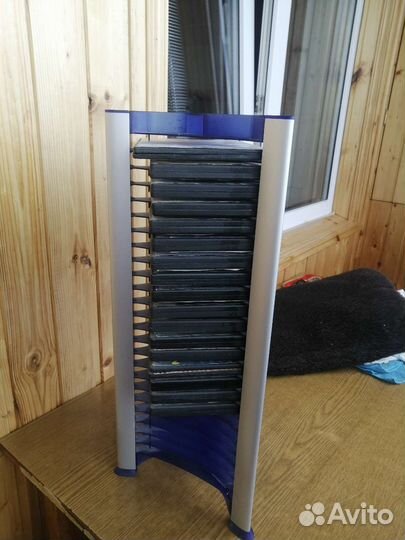 Подставка для dvd вместе с дисками