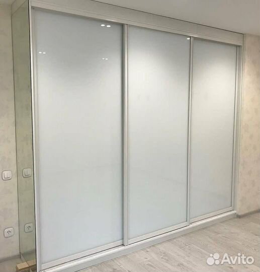 Шкаф в прихожую