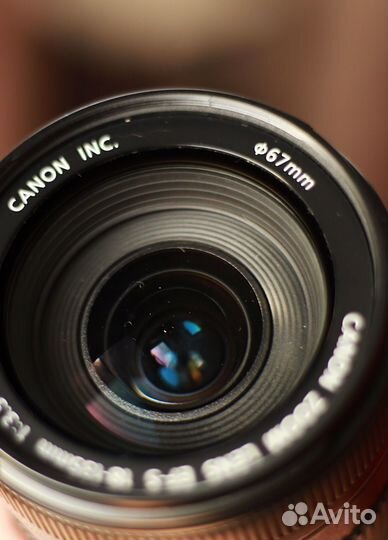 Объектив Canon ef-s 18-135mm 3.5-5.6 is