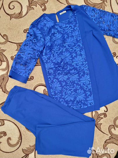 Костюм с брюками женский