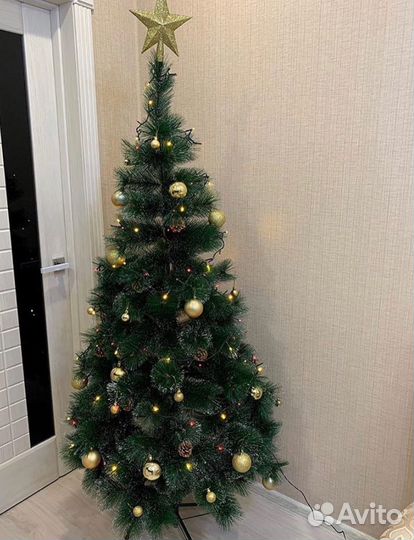 Елка искусственная