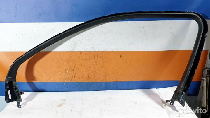 Накладка двери передняя левая Chevrolet Orlando C