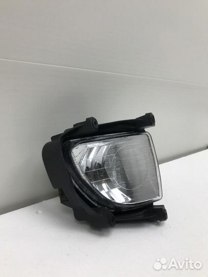 Правая противотуманная фара Kia Sportage 2 (KM)