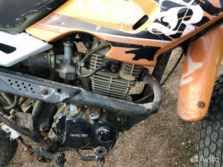 Мотоцикл райсер 200