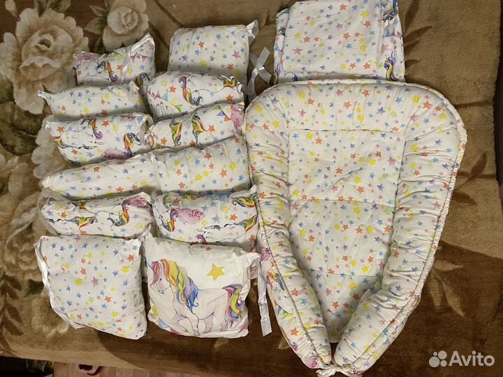 Бортики подушки в кроватку