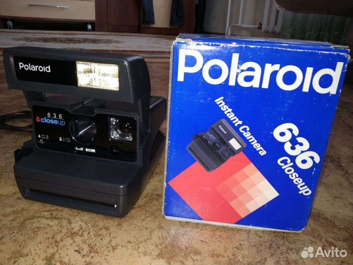 Плёночный фотоаппарат Polaroid 636