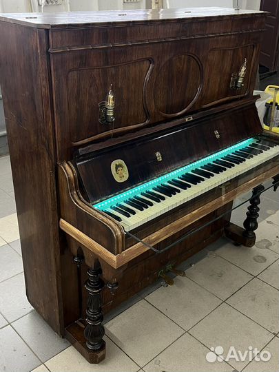 Пианино 19 век (сделано под рабочий стол)