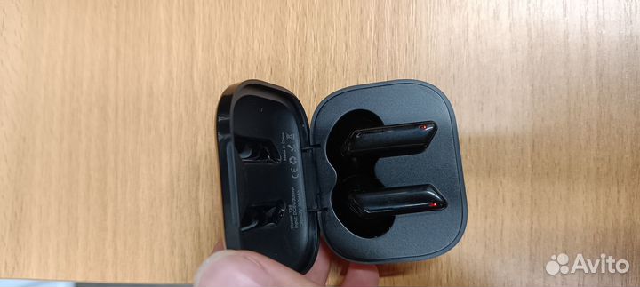 Беспроводные наушники