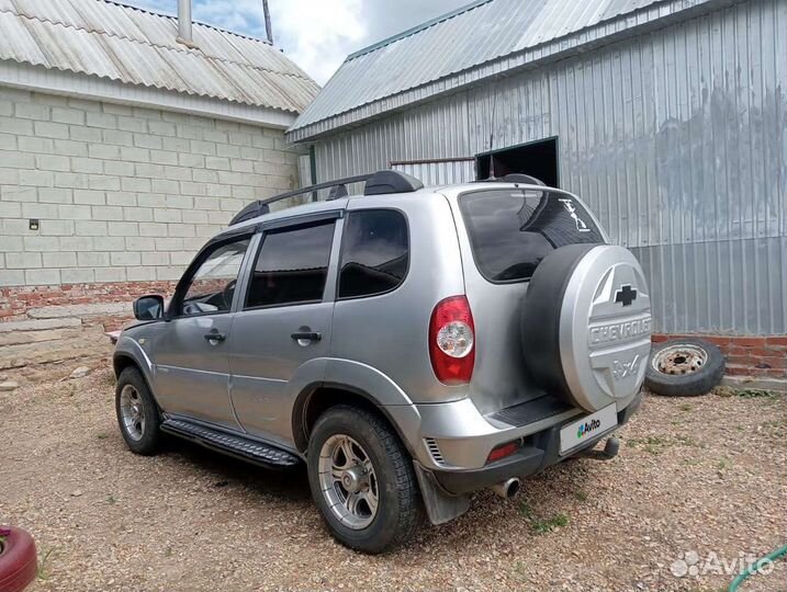 Chevrolet Niva 1.7 МТ, 2003, 250 000 км