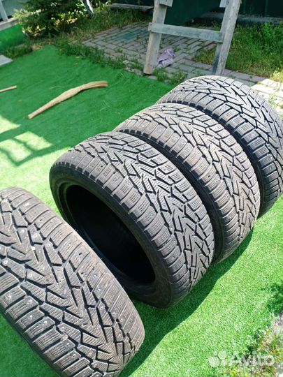 Nokian Tyres Hakkapeliitta 7 215/50 R17 95T