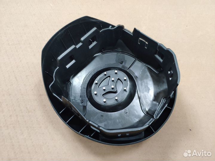 Заглушка руля Mazda 3 2012-2016