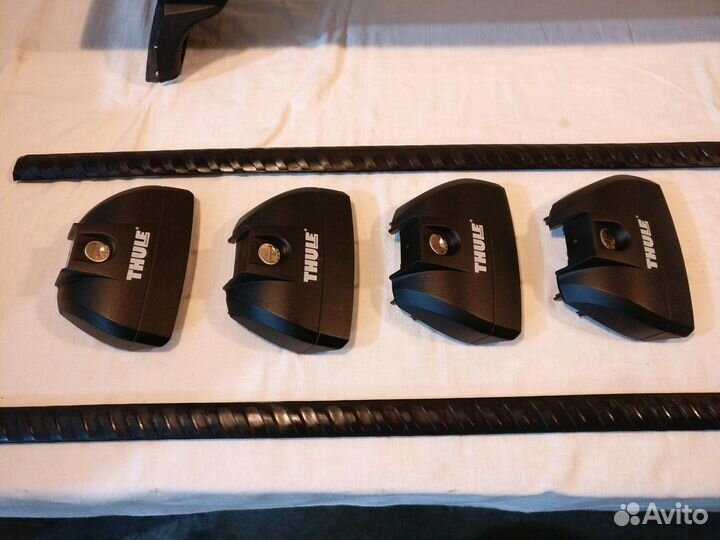 Аэродинамический багажник Thule в штатные места