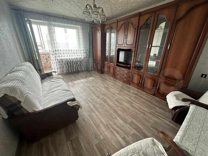 2-к. квартира, 57 м², 10/10 эт.