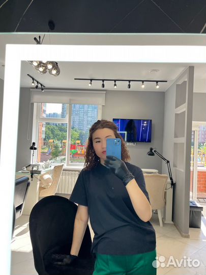 Работа мастер бровист