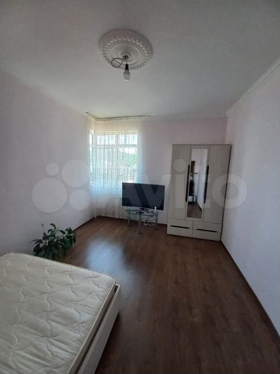 3-к. квартира, 87 м², 2/3 эт.