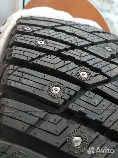 Шины R15 185 65 Goodyear D-Stud. Кредит