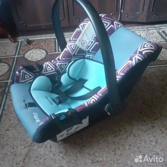 Переноска для детей в машину