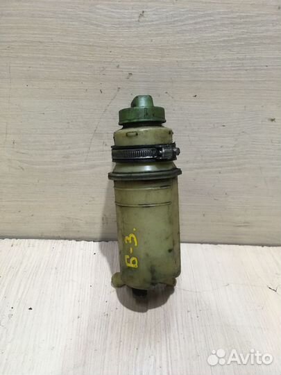 Бачок гидроусилителя VW Passat B4